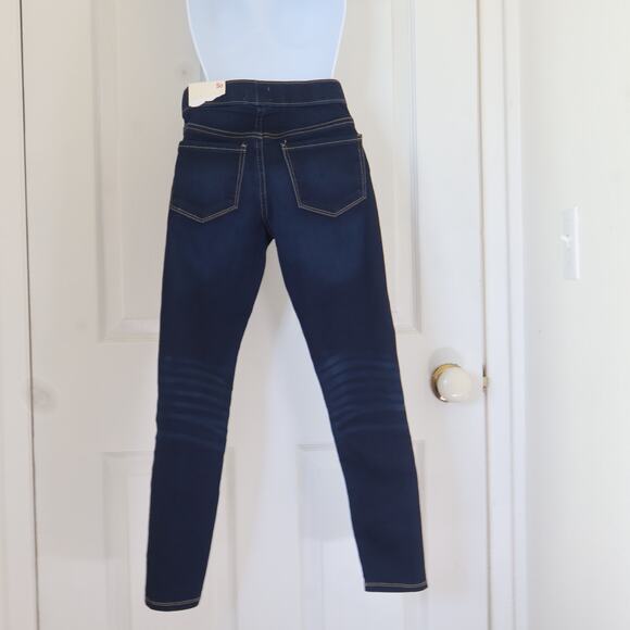 SO Ultimate Jegging Girls 10 Dark Wash NWT - Picture 3 of 5